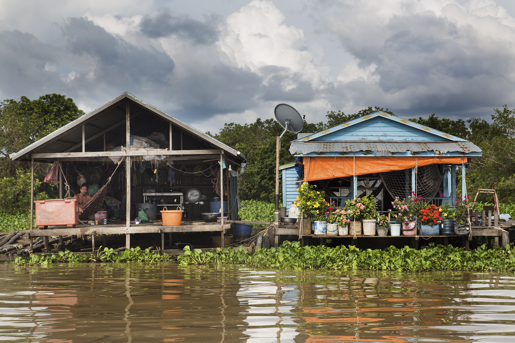 Alina Fedorenko_Icons on Water_Cambodia_1.jpg