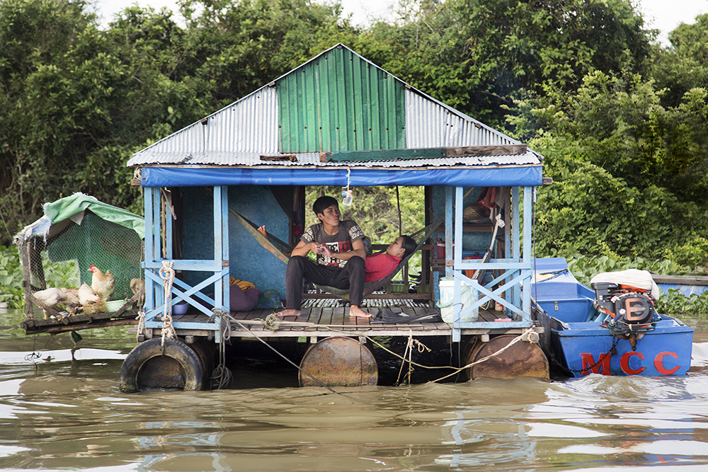 Alina Fedorenko_Icons on Water_Cambodia_27.jpg