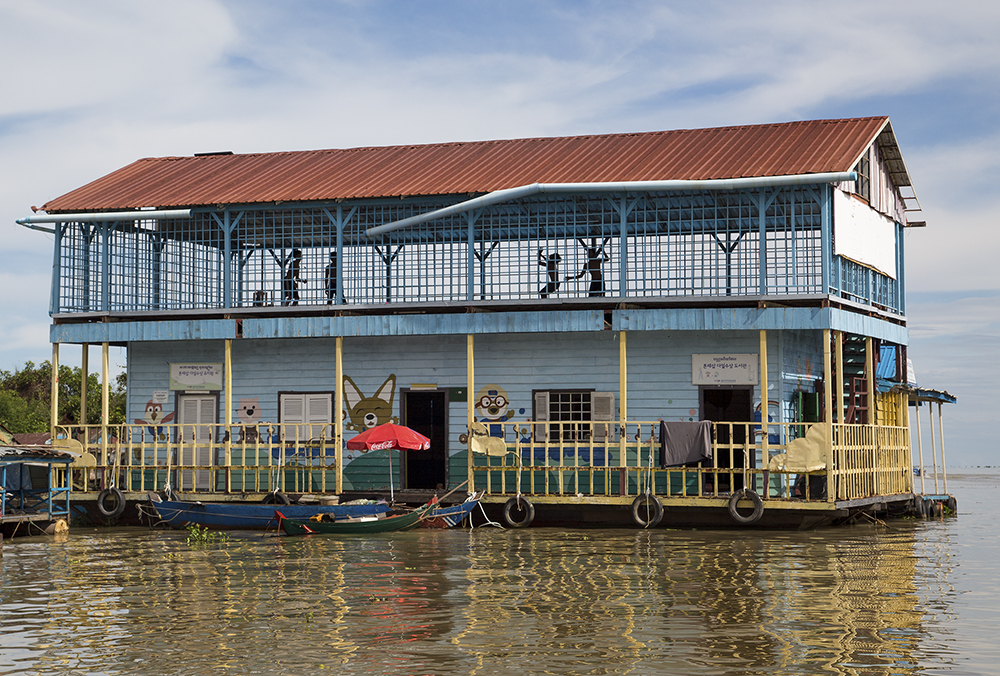 Alina Fedorenko_Icons on Water_Cambodia_37.jpg
